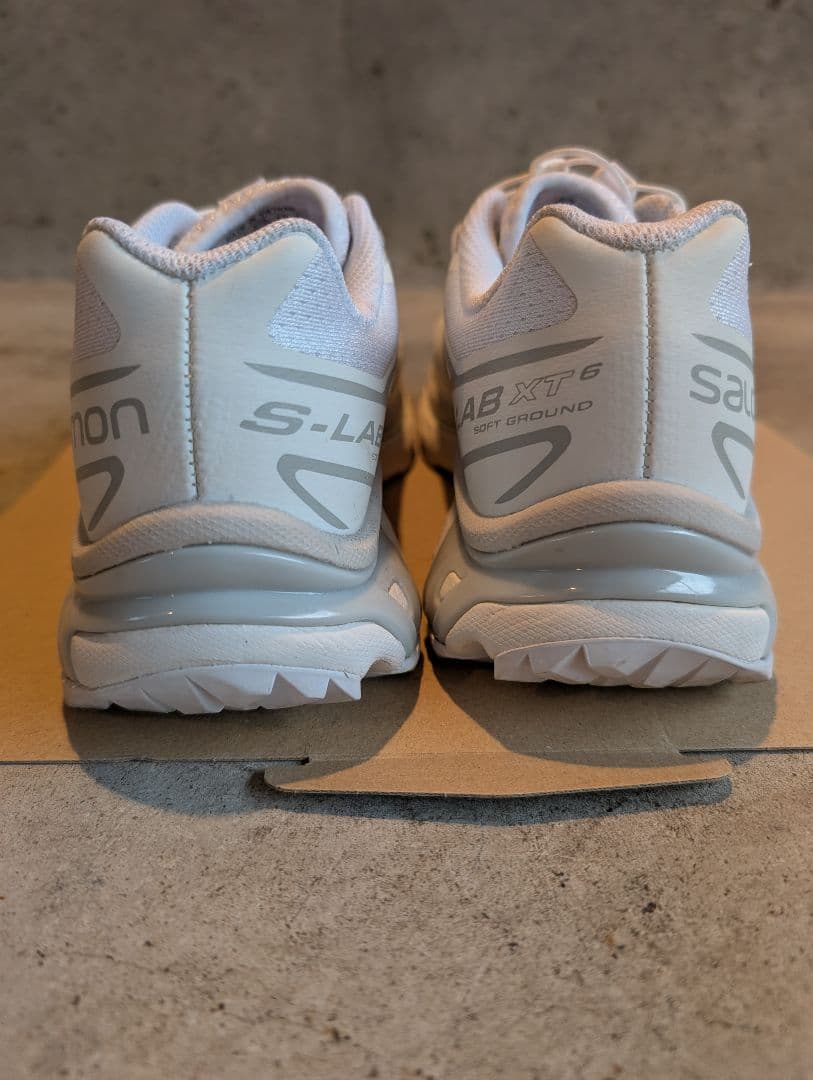 Salomon S-LAB XT 6 ホワイト スニーカー