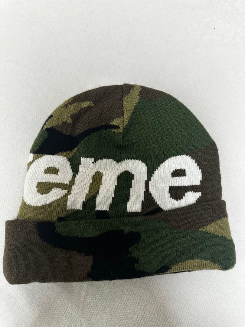 supreme 迷彩 ロゴ入り ニット帽