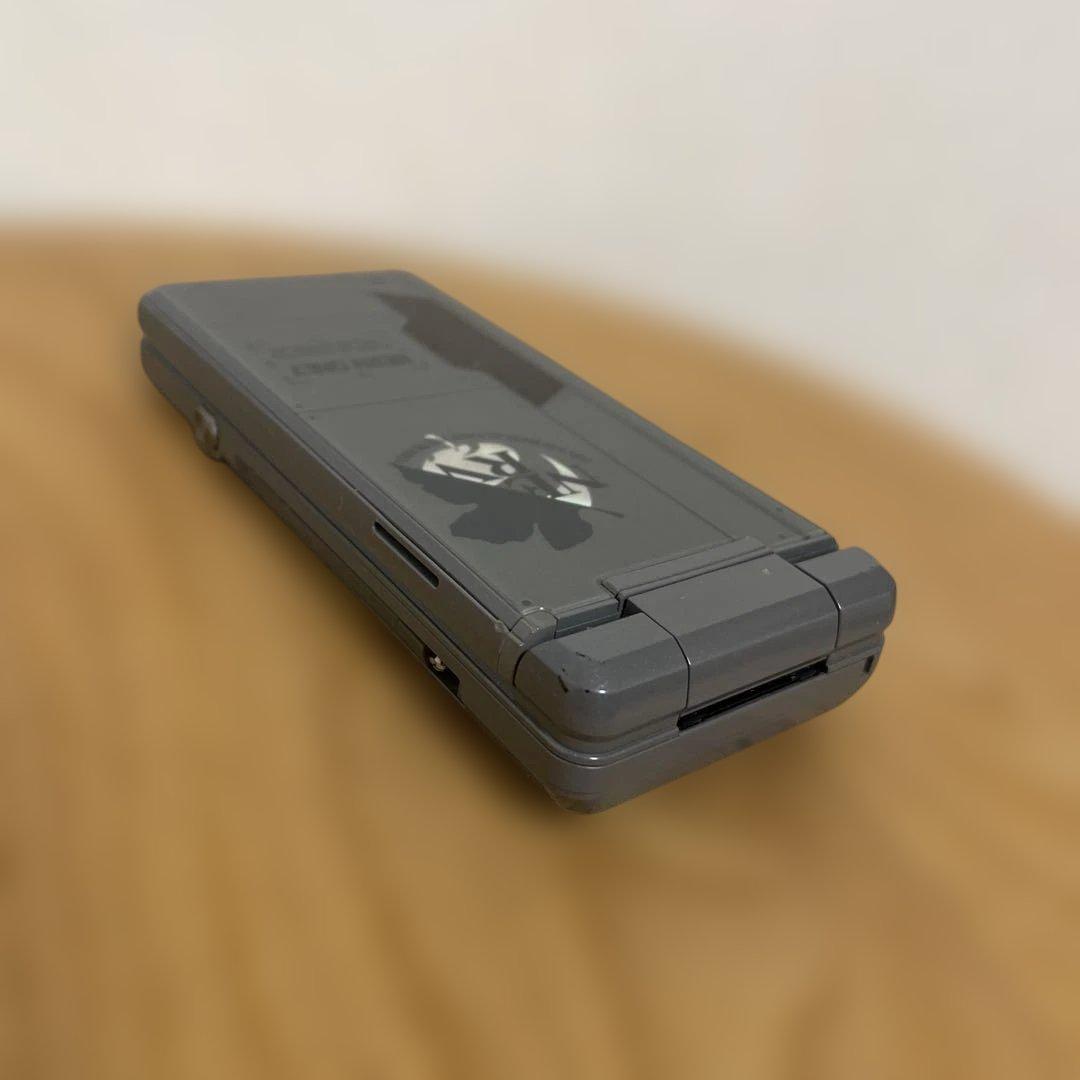 エヴァンゲリオン携帯電話　SH-06A NERV