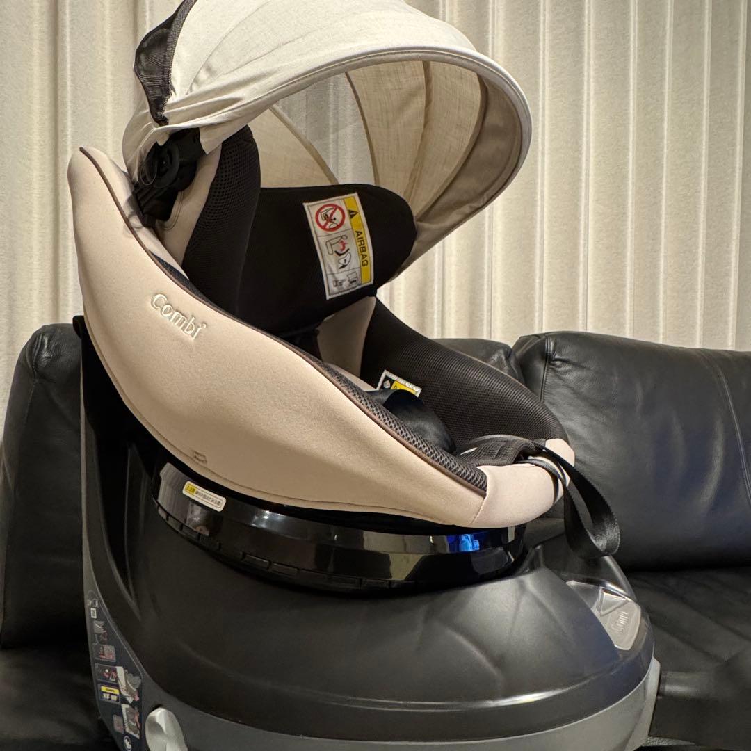 【美品】Combiコンビ　クルムーヴ コンパクト R129 エッグショック JQ