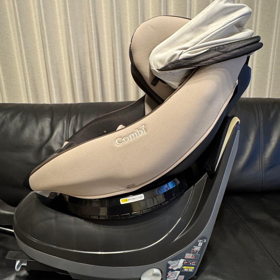 【美品】Combiコンビ　クルムーヴ コンパクト R129 エッグショック JQ