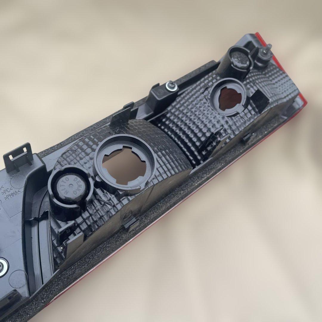 DA17Wエブリィ右中古テールランプ35650-64P00