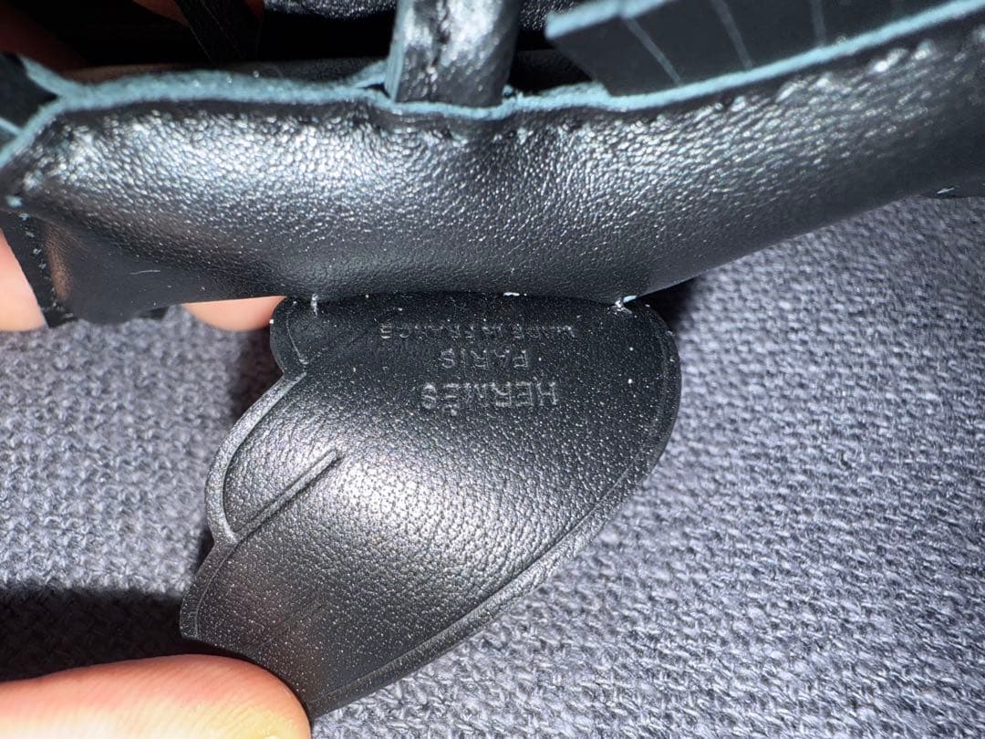 HERMES 馬型チャーム ブラック