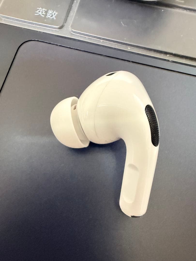 AirPods Pro 第二世代　Lightning