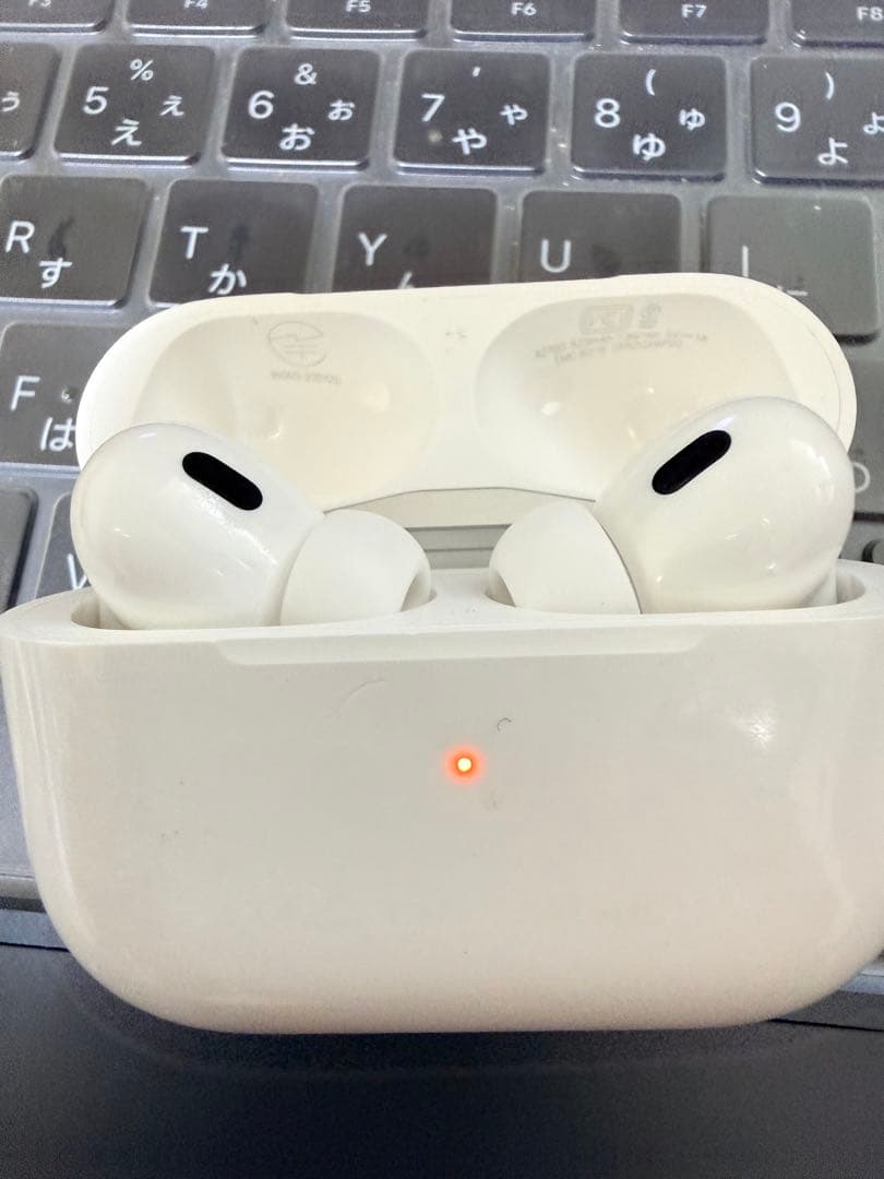AirPods Pro 第二世代　Lightning