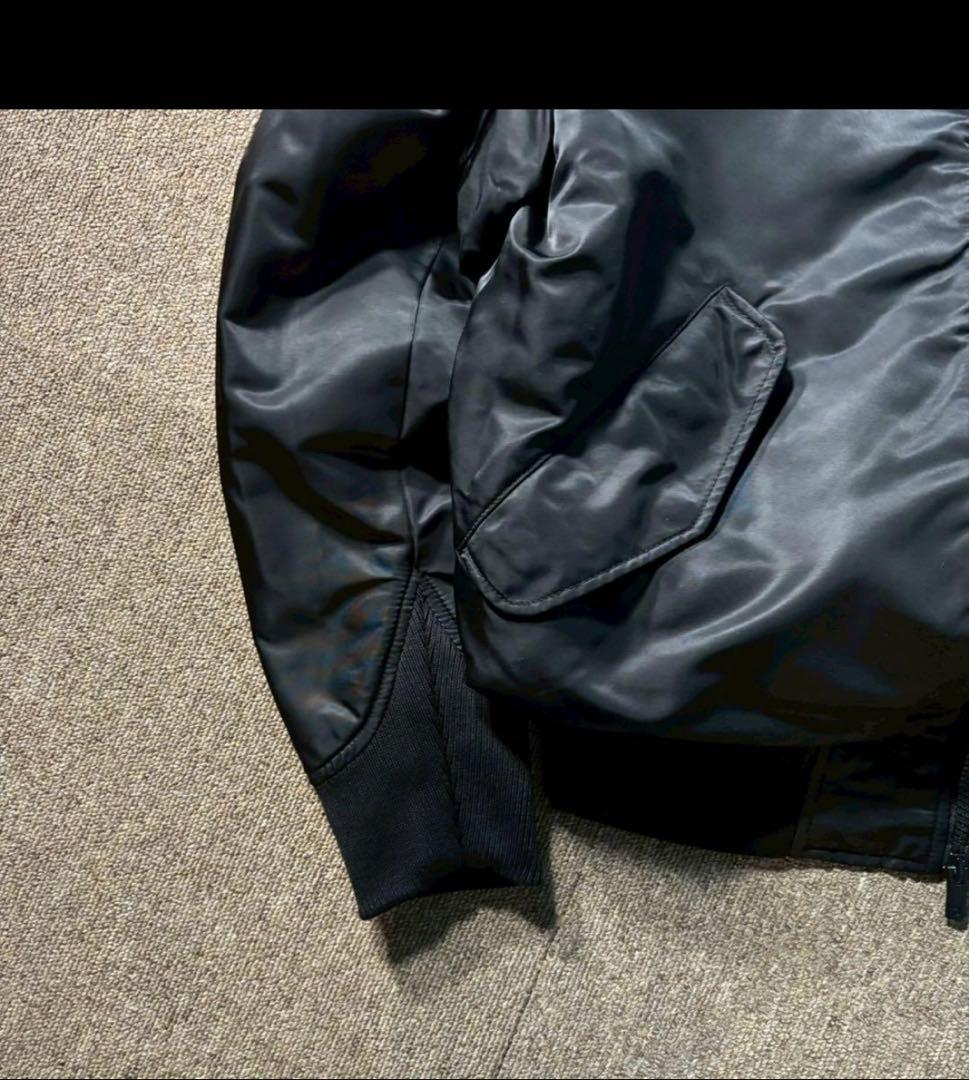 UNIQLO +J ダウン MA-1 フライトジャケット 黒 ブラック