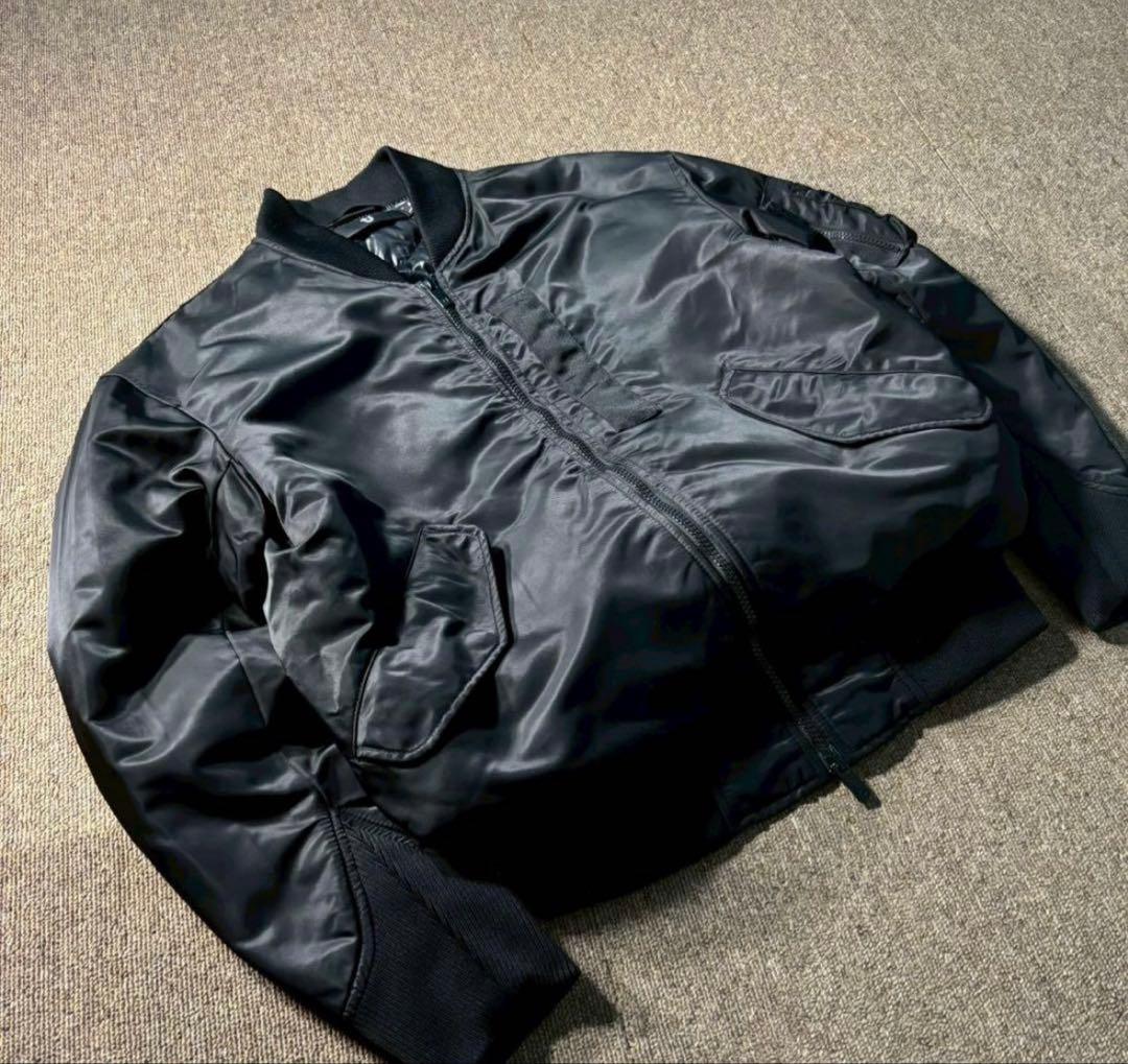 UNIQLO +J ダウン MA-1 フライトジャケット 黒 ブラック