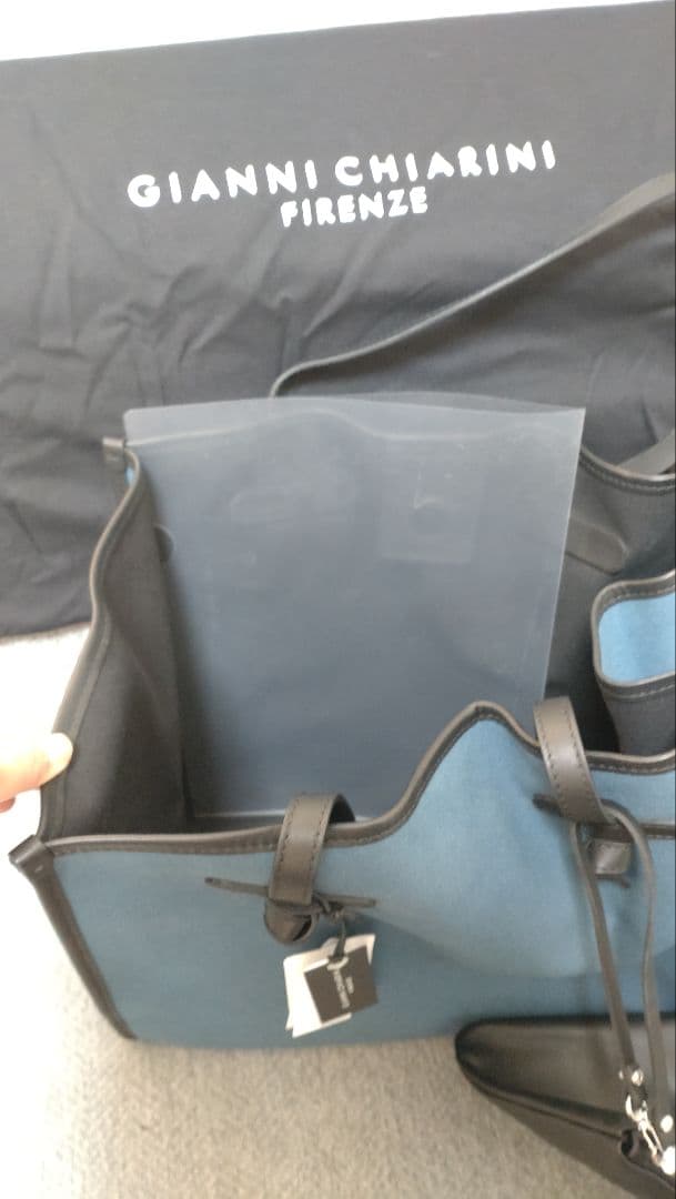 GIANNI CHIARINI マルチェッラ　Mサイズ　キャンバス　バッグ