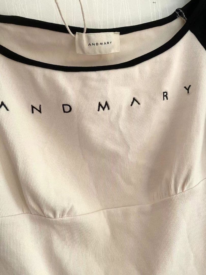 andmary Alma ribbon ブラック Tシャツ リボンデザイン