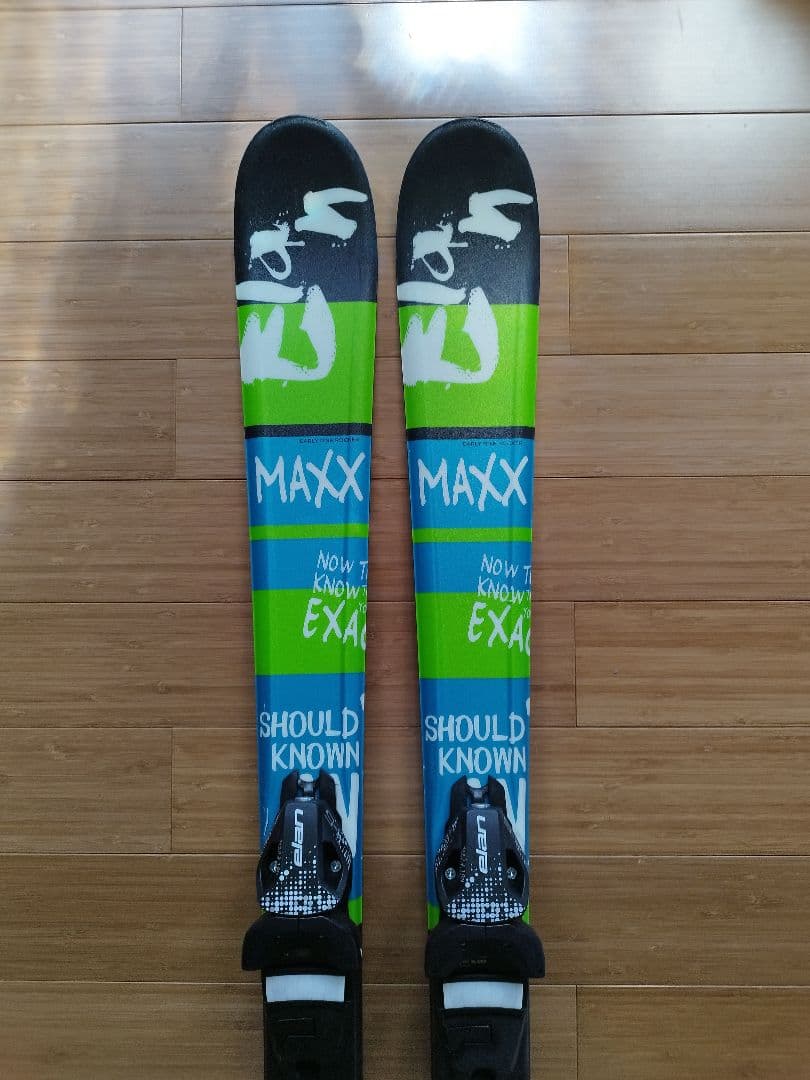 ELAN スキー板 130cm、ストック付