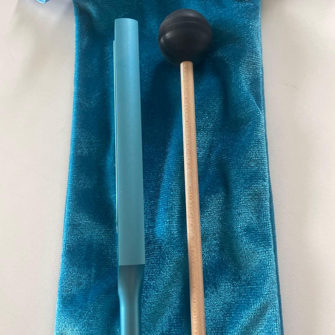 マドモアゼル愛 音叉 チューナー