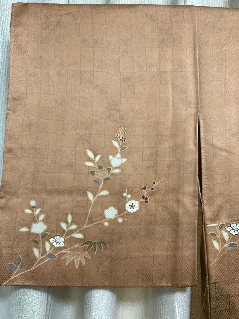 美品　訪問着のみ　ブラウン　希少S S サイズ　金刺繍　松竹梅　椿　パール加工済