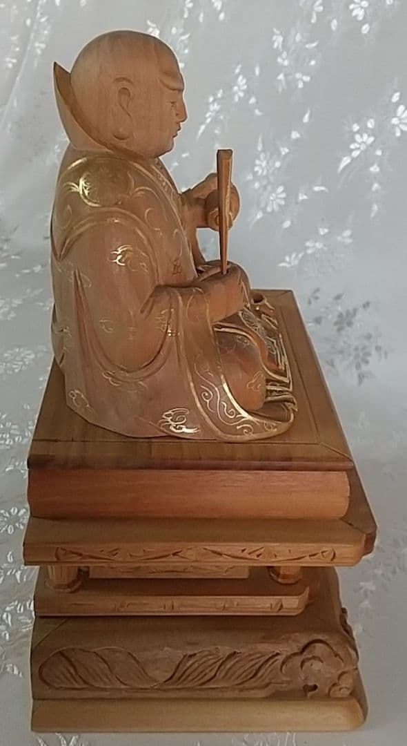 日蓮聖人坐像 2.5寸#080 金彩有り ◆白檀 木彫 仏像