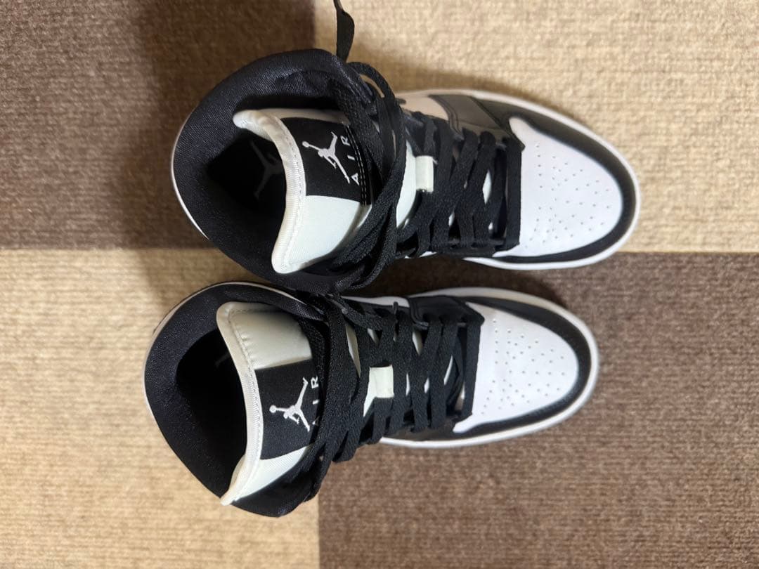 靴 Nike Air Jordan 1 MID