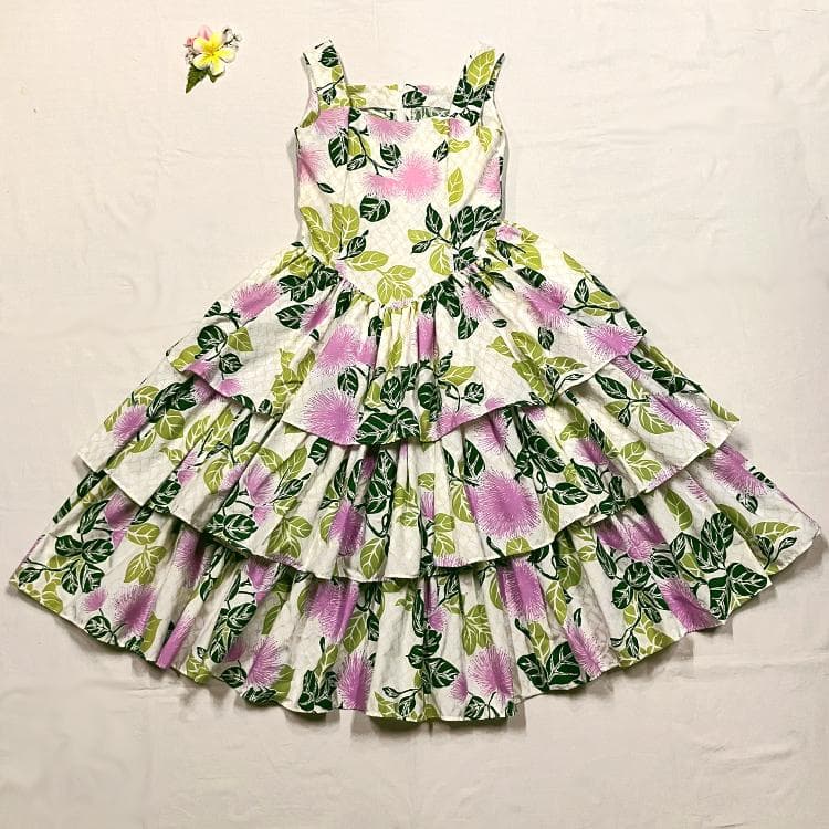 #1914　新品　フラダンス　ドレス　衣装　サンドレス　ノースリーブ　クリーム色