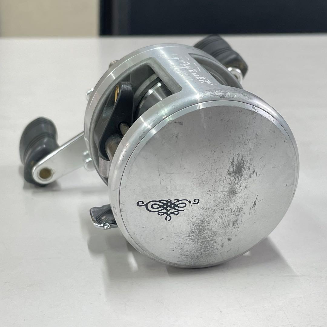 リール PFLUEGER SUPREME 1-3BBH