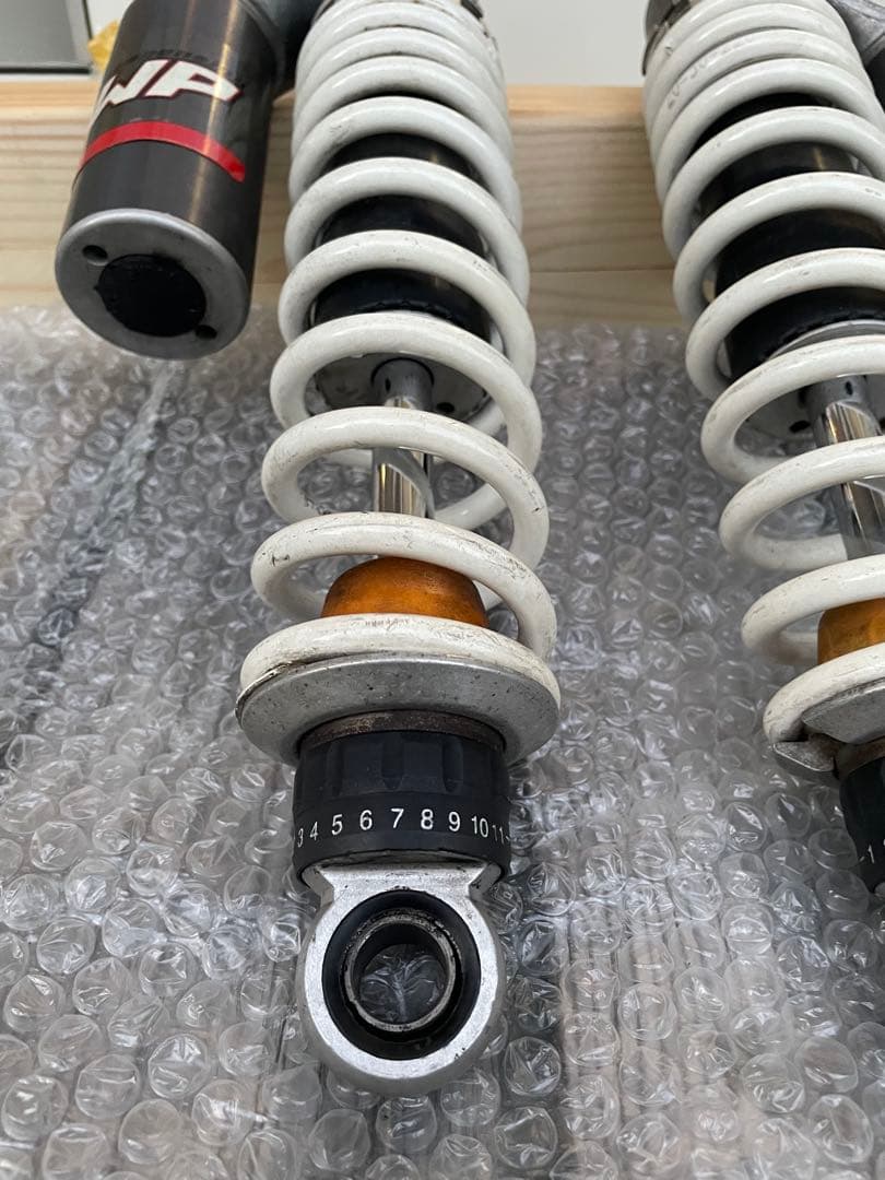 WP ホワイトパワーリヤショックサスペンション