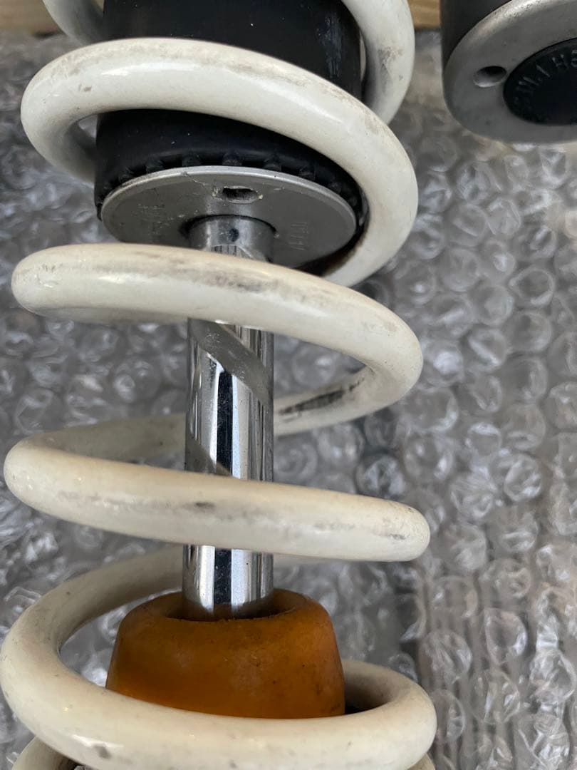 WP ホワイトパワーリヤショックサスペンション