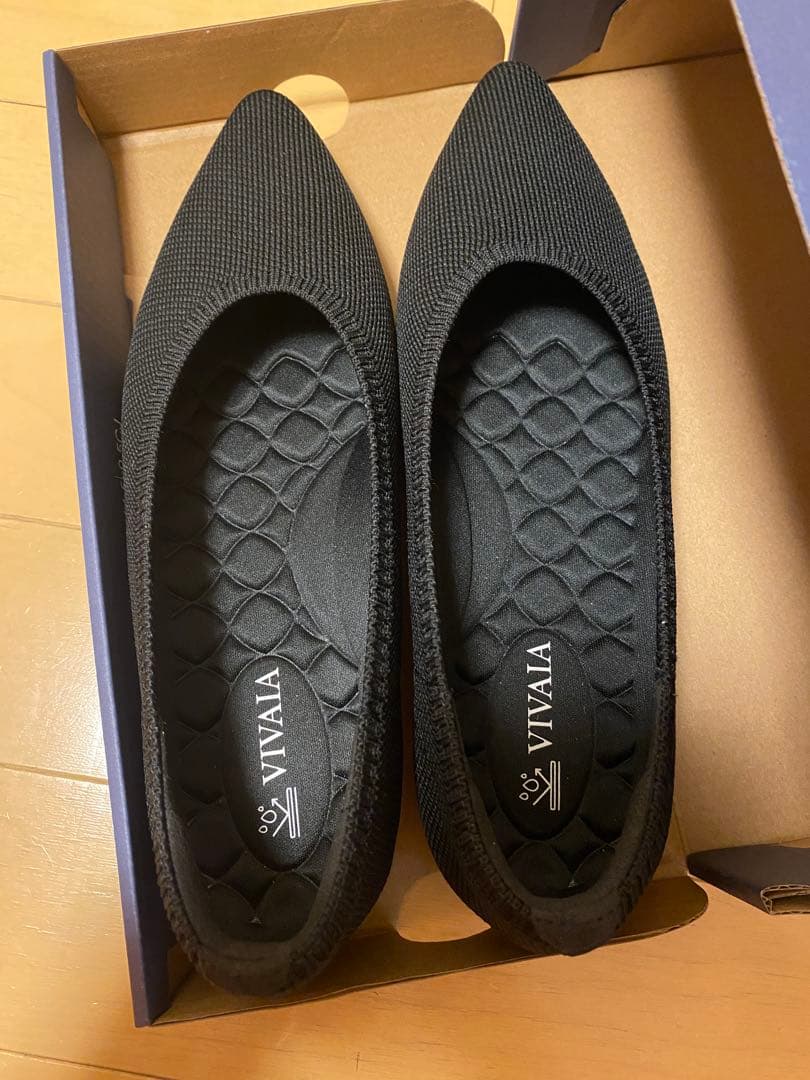 Aria Walker 超撥水ポインテッド トゥ超軽量 厚底フラットシューズ