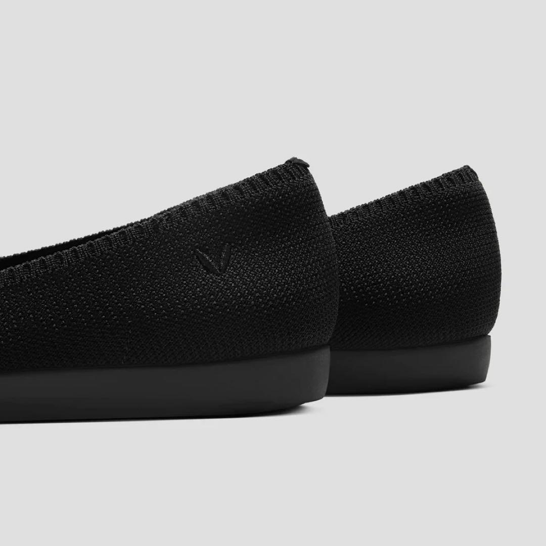 Aria Walker 超撥水ポインテッド トゥ超軽量 厚底フラットシューズ