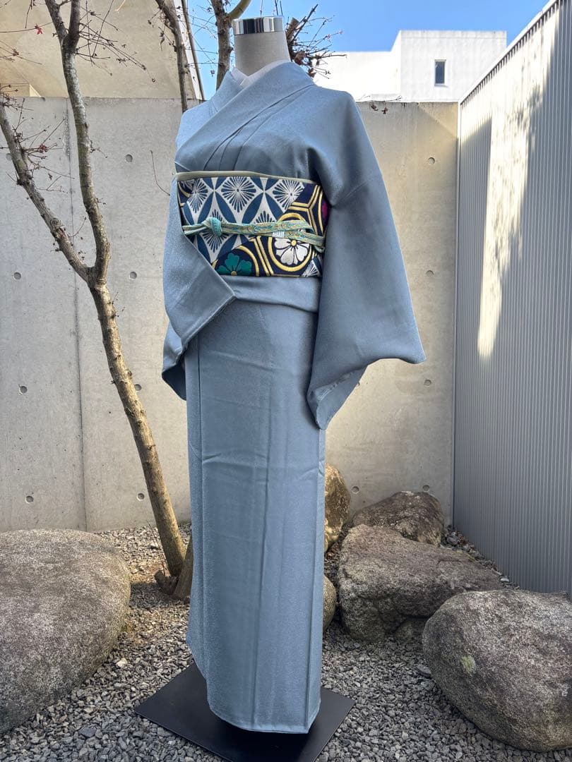 上質色無地　ゴールドシルク　ぶどう柄　一つ紋