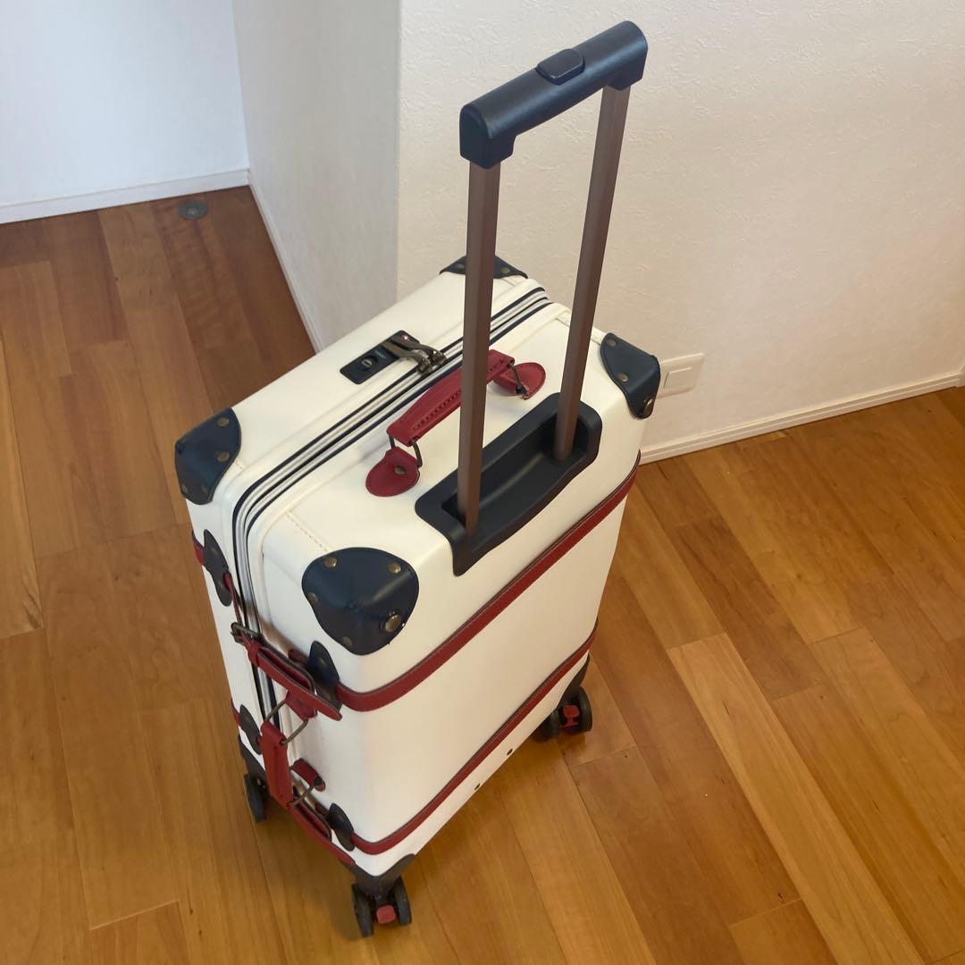 ⭐️キャリーケース 白×赤 レトロ 廃盤レア⭐️