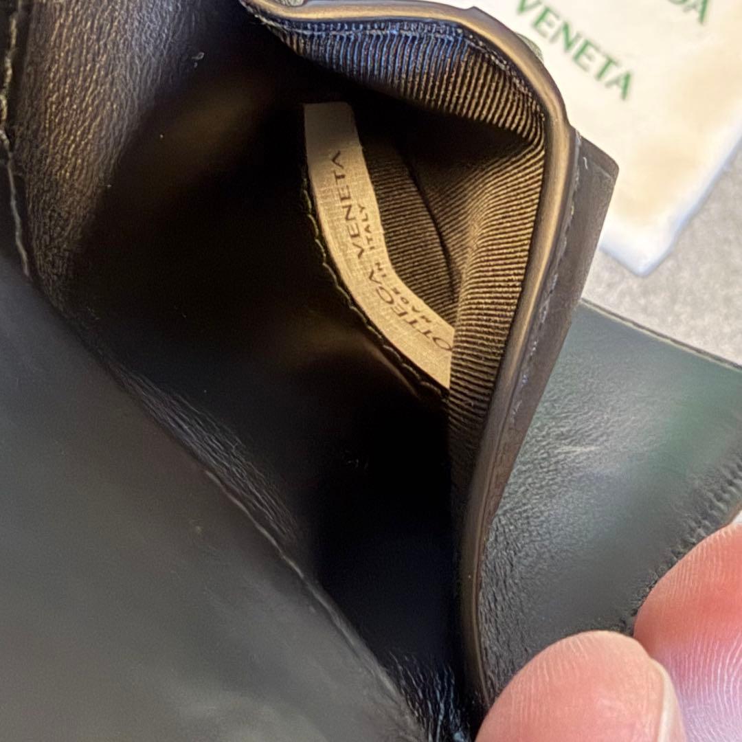 未使用品　ボッテガヴェネタ　折り財布　マキシイントレ　ブラック