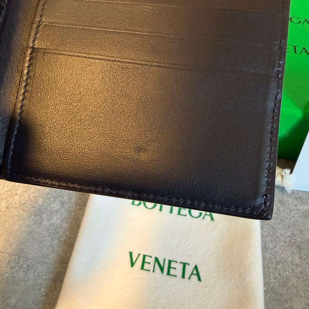 未使用品　ボッテガヴェネタ　折り財布　マキシイントレ　ブラック