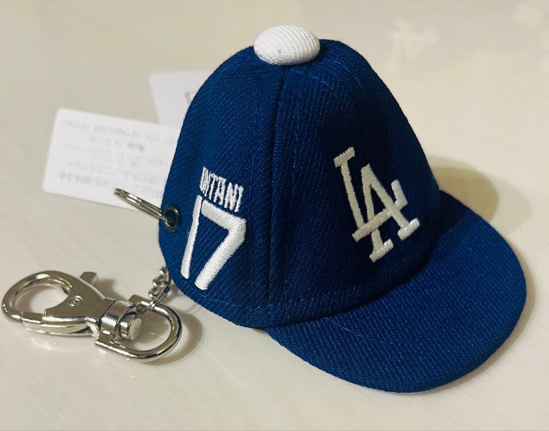 希少価値　背番号17NEW ERA ドジャース キャップ キーホルダー 大谷翔平