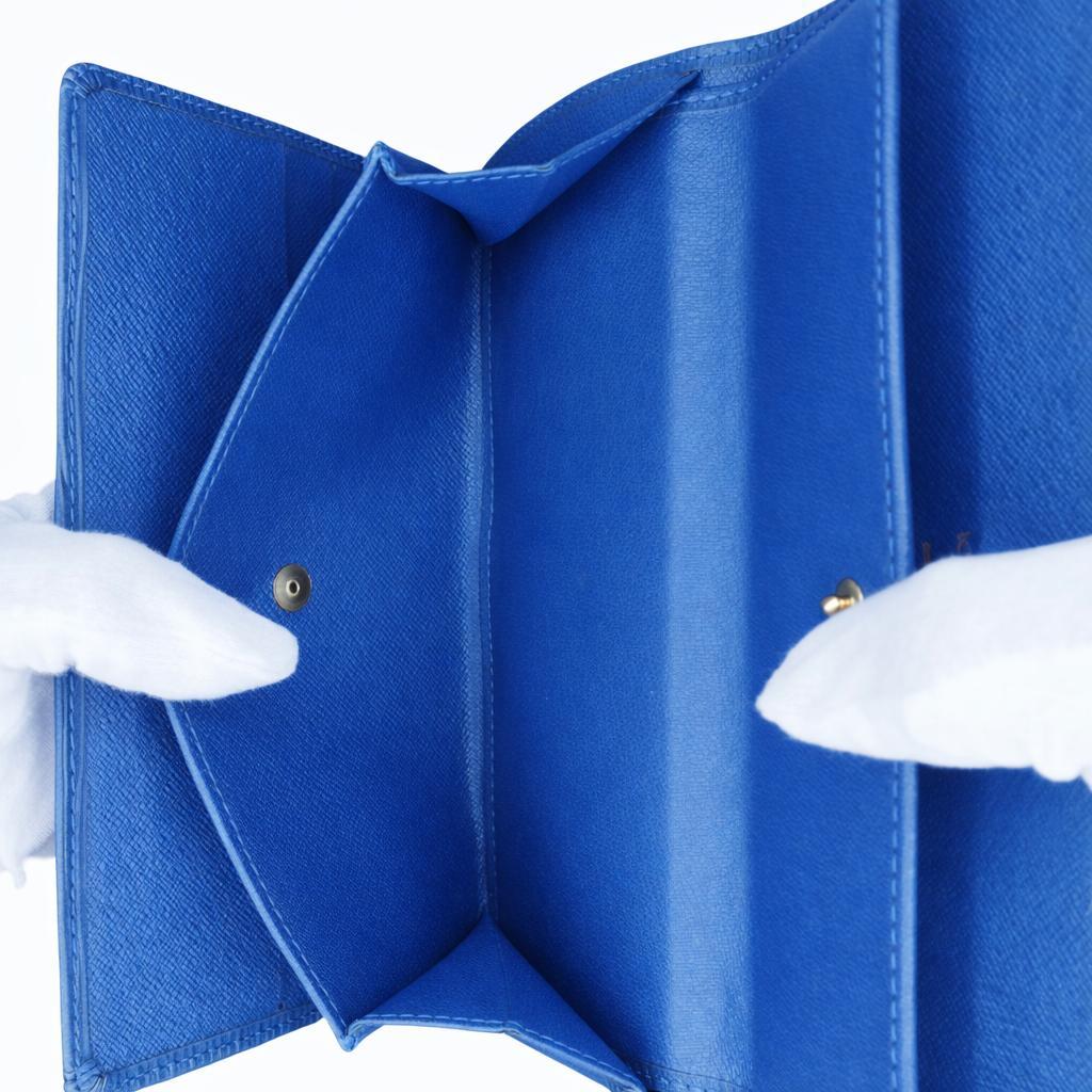 ルイヴィトン☆ポルトトレゾールインターナショナル☆三つ折り長財布☆エピ☆ブルー