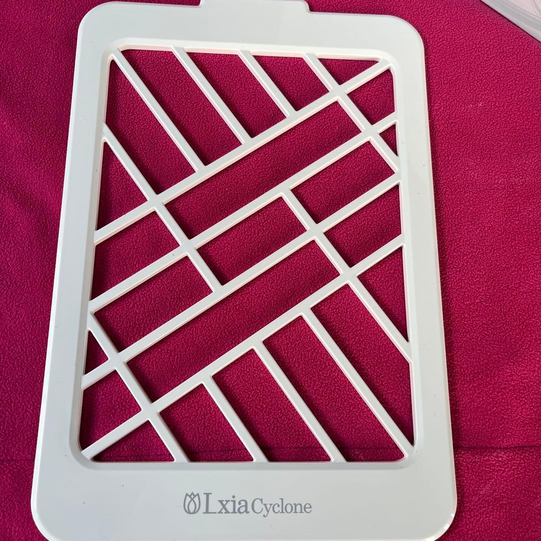 ネイル用卓上集塵機　プリアンファ　レクシアサイクロン