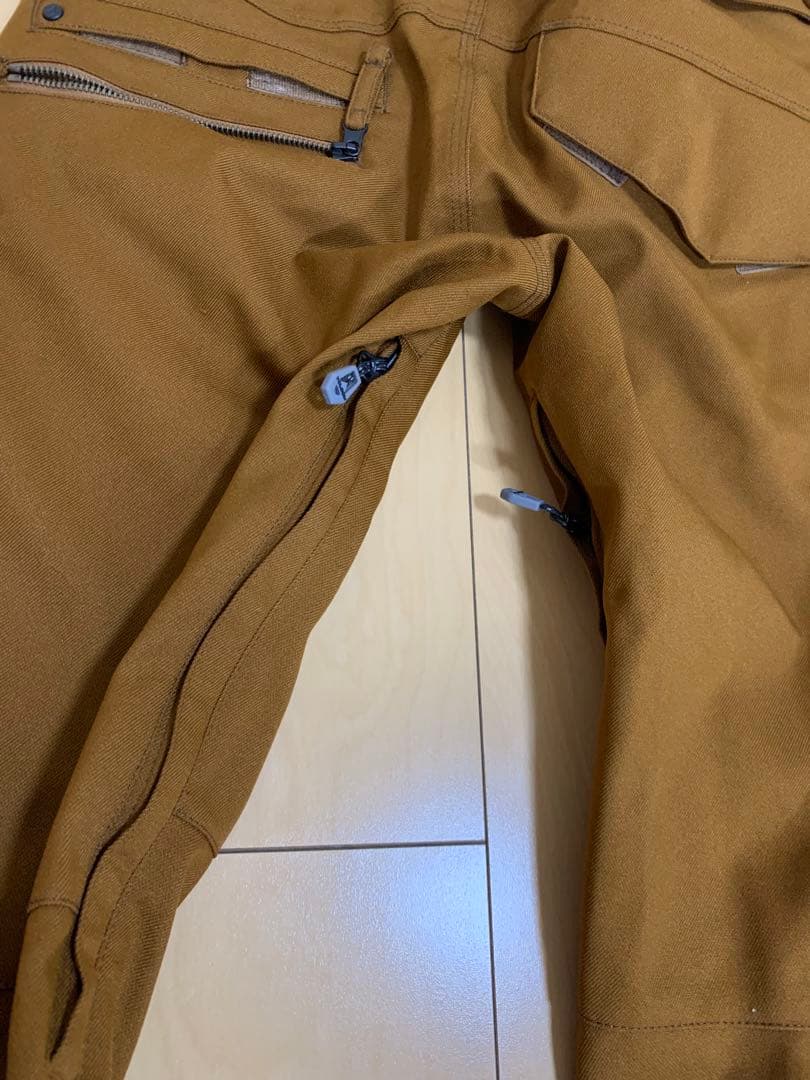 VOLCOM スノーボードウェア 女性用 ブラウン