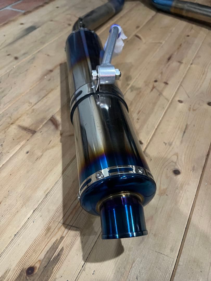 終了K-Factory チタンデュアルマフラー　X4 HONDA