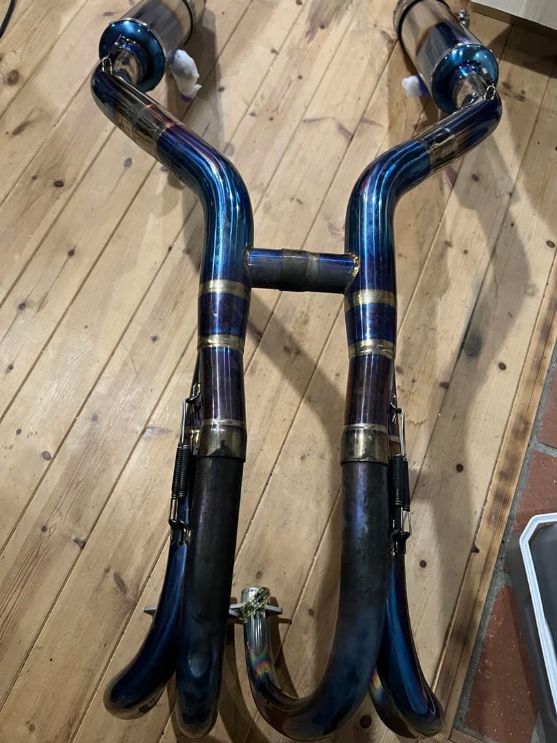 終了K-Factory チタンデュアルマフラー　X4 HONDA