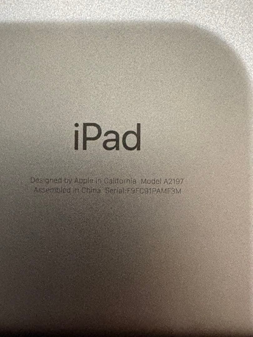 iPad 第7世代 Wi-Fiモデル 32GB スペースグレイ