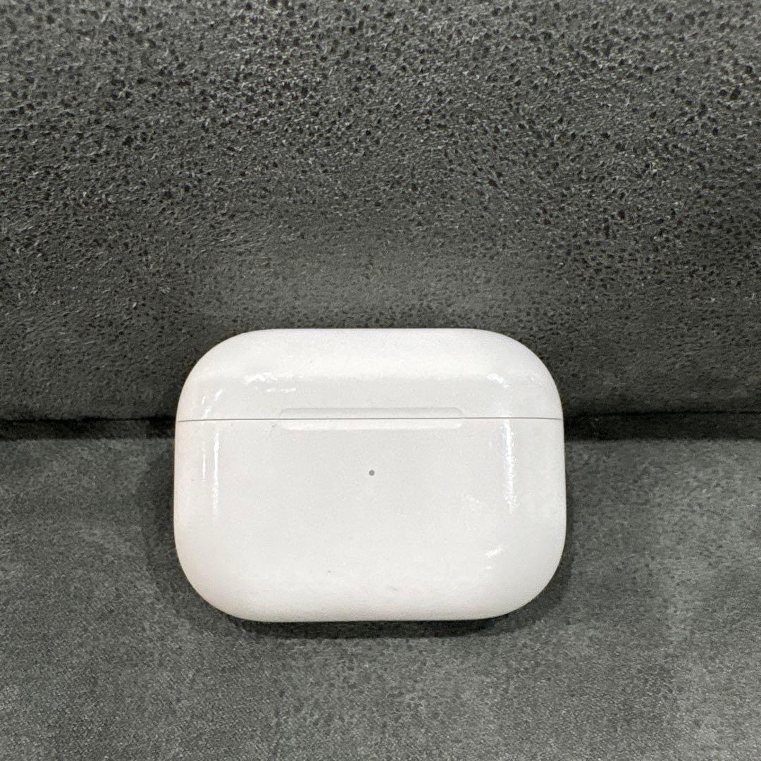 Apple AirPods Pro 第2世代　ワイヤレスイヤホン　ライトニング