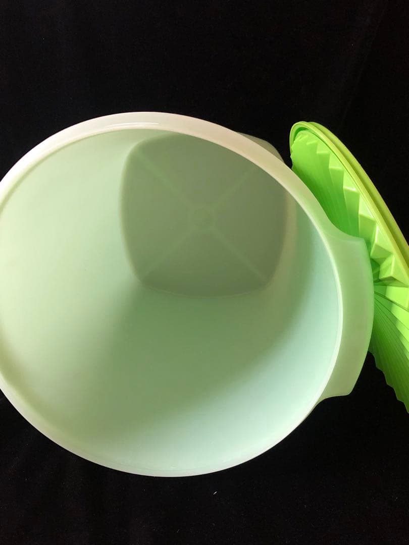 新品★ Tupperware マキシクイーンデコレーター　× 2