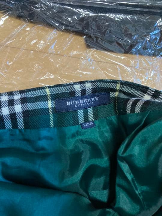 お値下げ☆美品☆バーバリーロンドン☆セットアップ　120cm