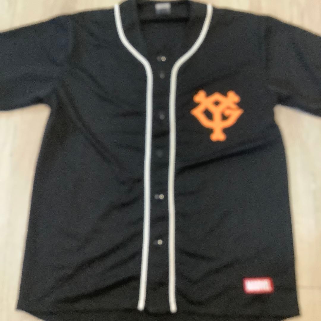 読売ジャイアンツ　マーベルユニフォーム　Lサイズ　未使用
