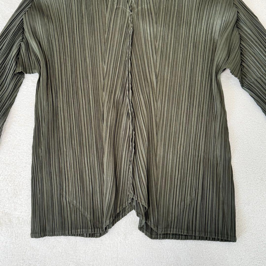 極美品✨PLEATS PLEASE 斜めプリーツ　カーキ　長袖　トップス　変形