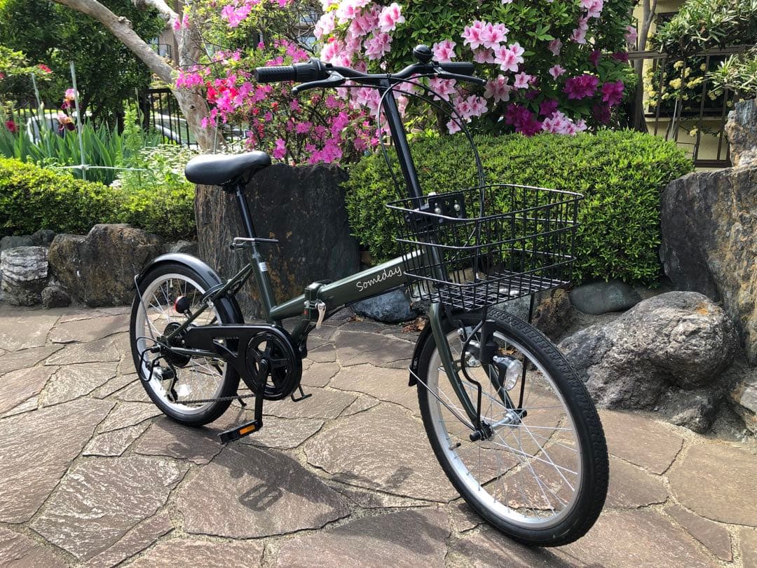 新古　ミニベロ　折りたたみ自転車 グリーン　かご付き　湘南発