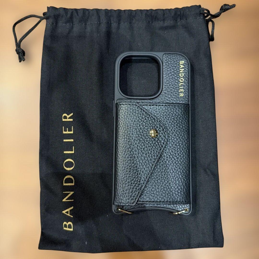 【新品】BANDOLIER iPhone16pro BLACK GOLD