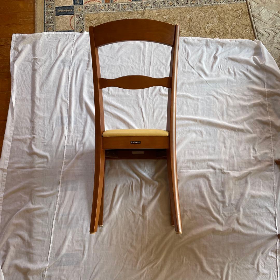 カリモク　ダイニングテーブル用の椅子（二脚）その一（送料込み）