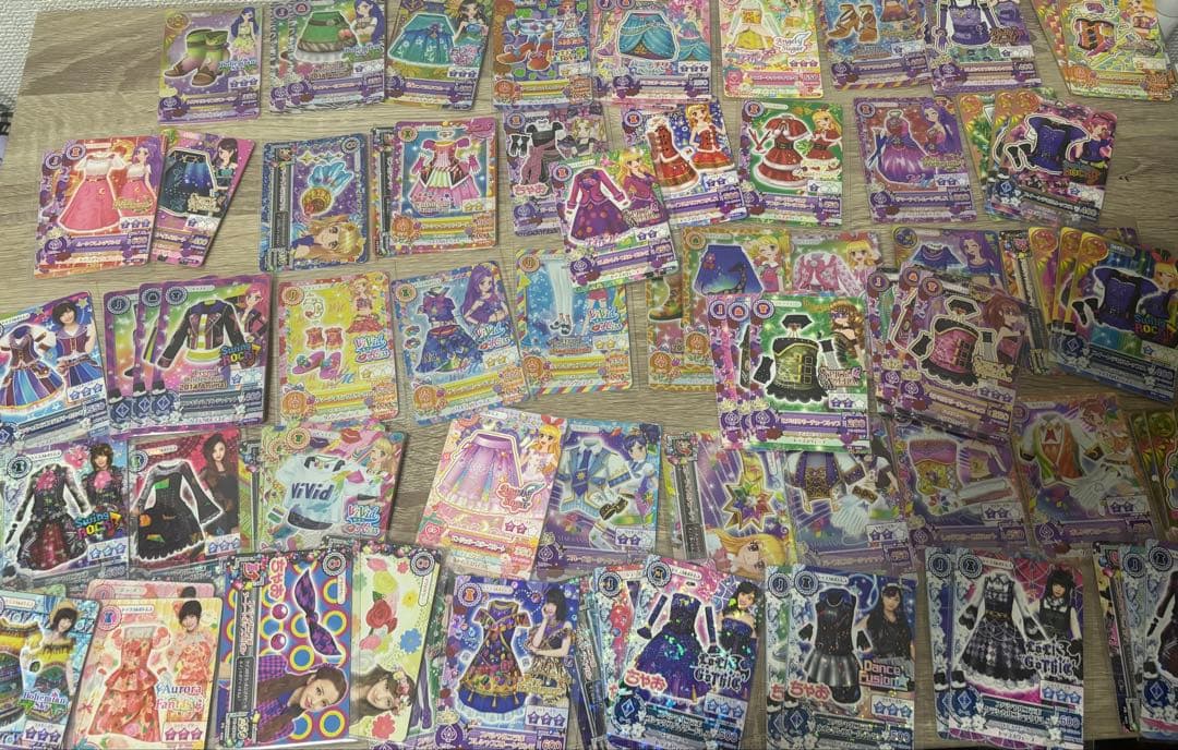 アイカツ トレーディングカード セット