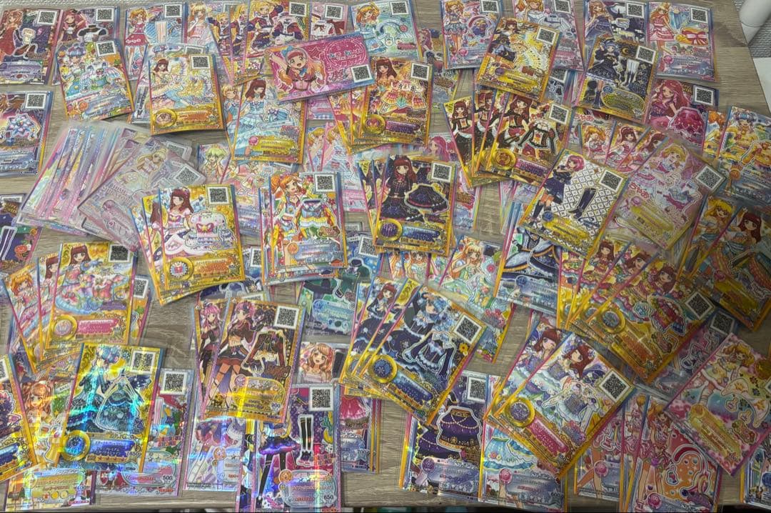 アイカツ トレーディングカード セット