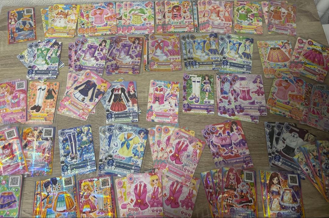 アイカツ トレーディングカード セット