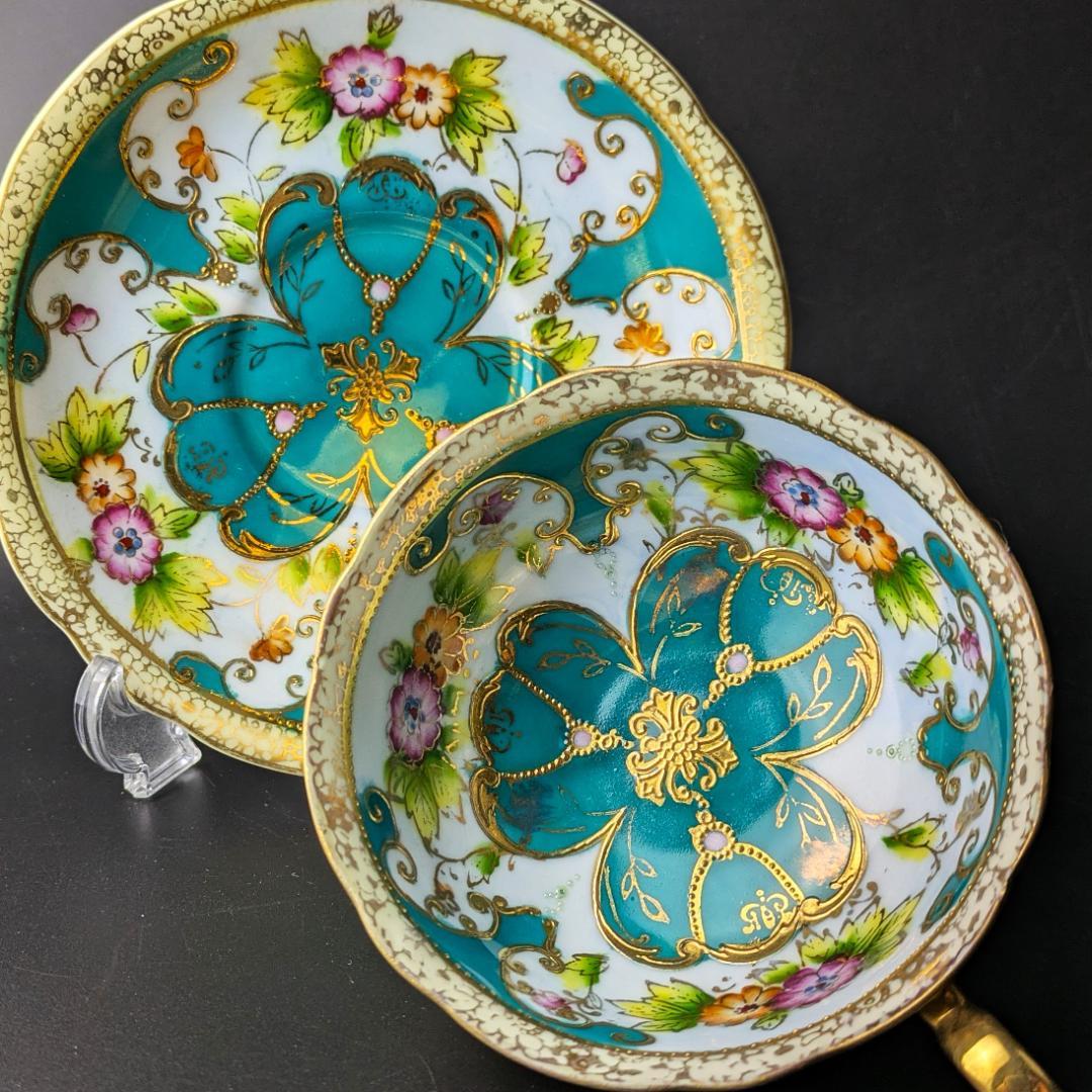 里帰り★佐治貿易 金彩金盛上草華紋様 ターコイズ カップソーサー