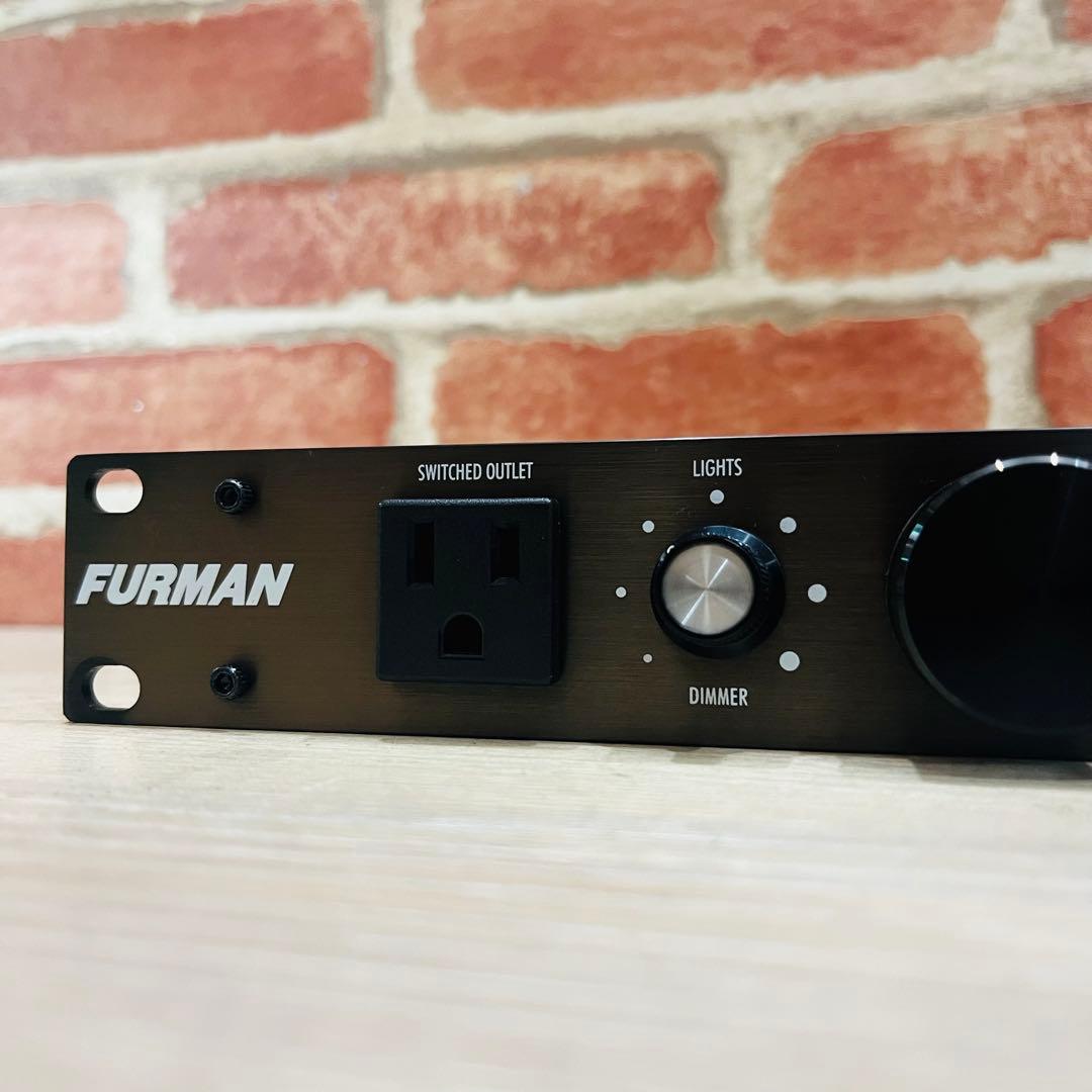 K3389 【FURMAN】M-8X2　パワーディストリビューター