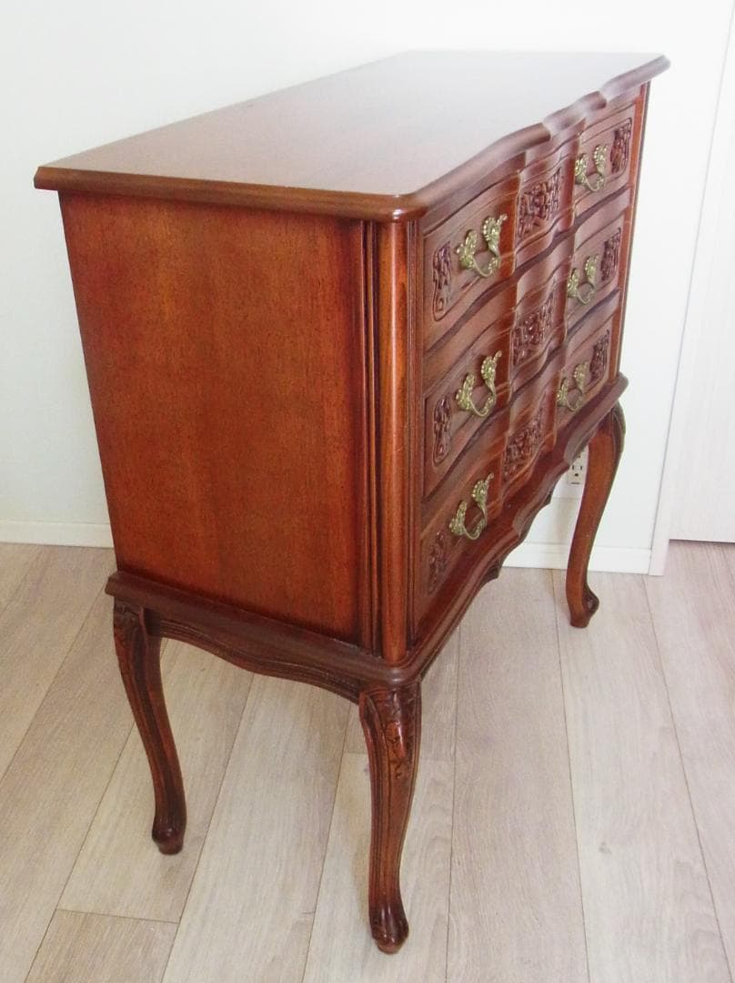 ３段チェスト　 イタリア製 　クラウディオ サオンチェッラ