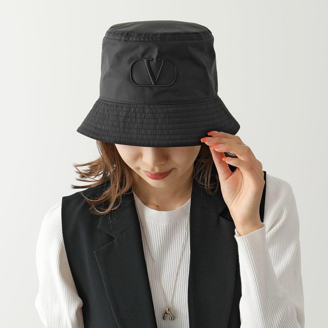 ヴァレンティノガラヴァーニバケットハット